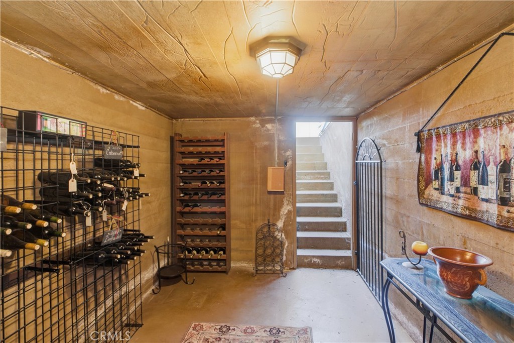 2855 McAllister Street Riverside, CA 92503 - Photo 58 of 75 a view of walk in closet