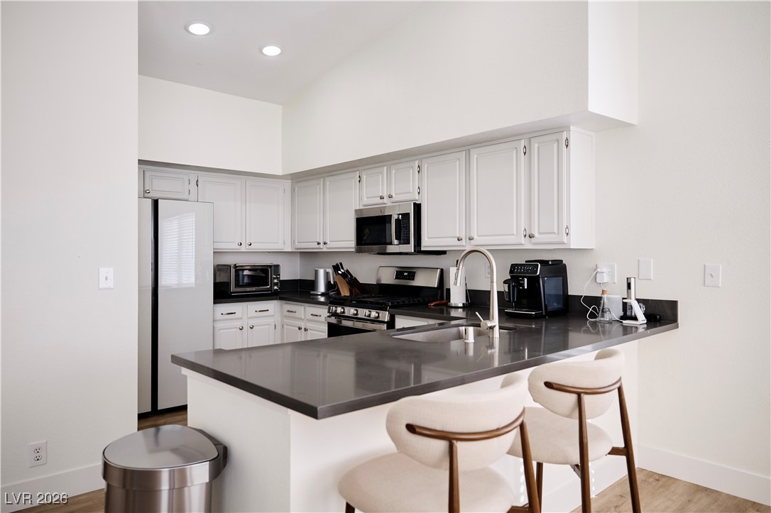 4820 Black Bear Road, Unit 203 Las Vegas, NV 89149 - Photo 5 of 19