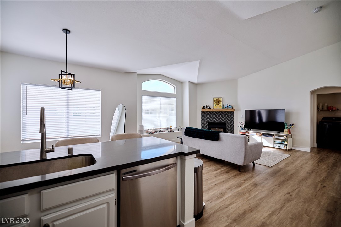 4820 Black Bear Road, Unit 203 Las Vegas, NV 89149 - Photo 9 of 19