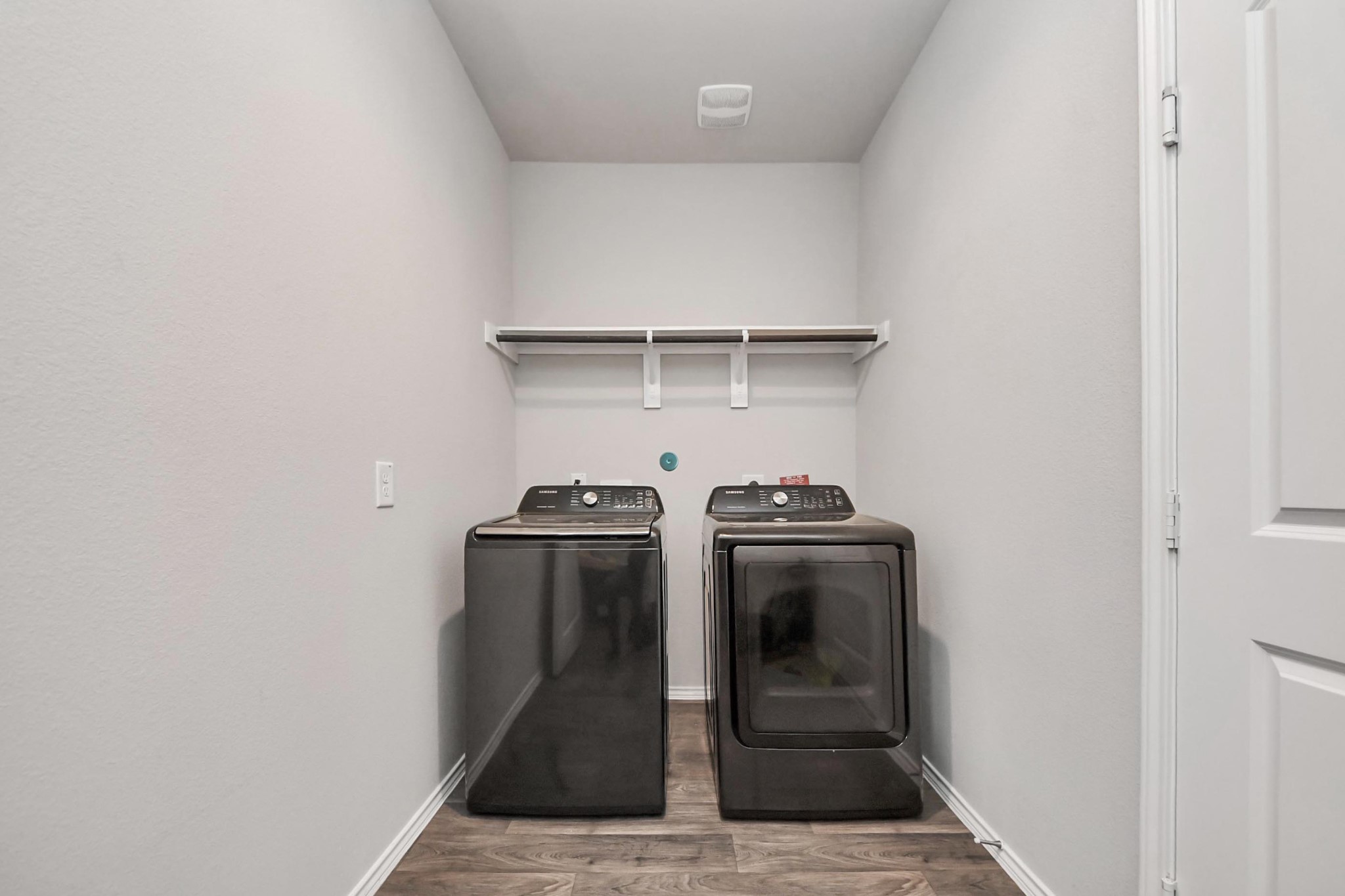 2347 Pettingell Way Spring Spring, TX 77373 - Photo 26 of 41 Functional laundry area with washer and dryer included.