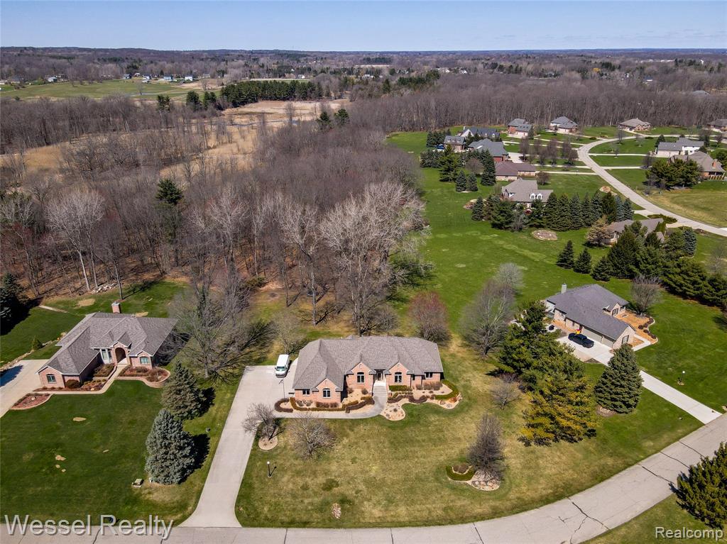 9805 Cranbrook Court Romeo, MI 48065 - Photo 3 of 44 Gallery Image 3