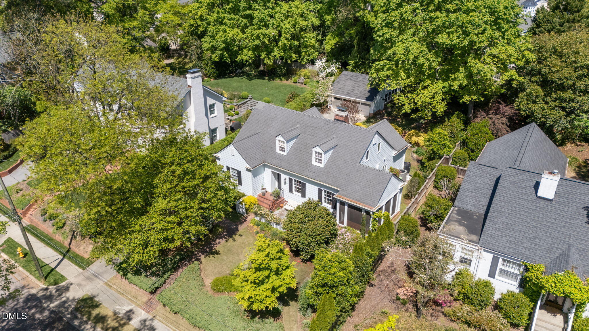 1712 Arlington Street Raleigh, NC 27608 - Photo 5 of 49 Gallery Image 5