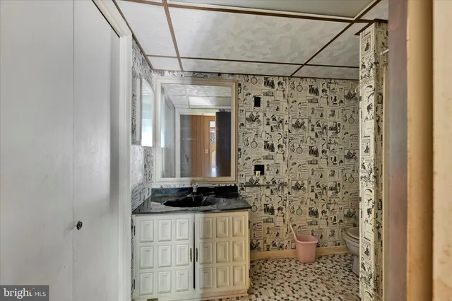 $575,000 | 4302 Manorwood Drive, Glen Arm, MD 21057