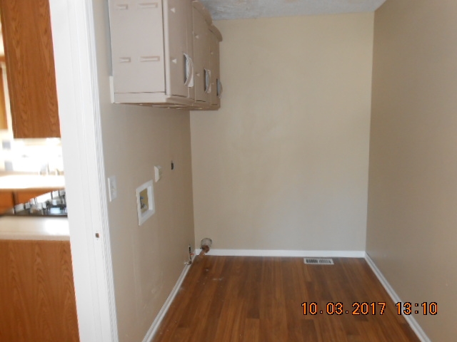 5322 Holly Oak Road Fort Wayne, IN 46845 - Photo 3 of 10