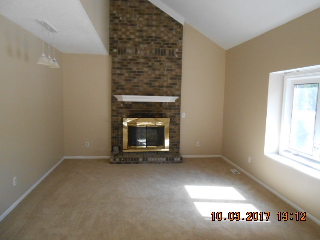 5322 Holly Oak Road Fort Wayne, IN 46845 - Photo 5 of 10