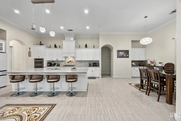 $1,149,999 | Undisclosed Address, Bakersfield, CA 93307