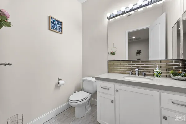 $1,149,999 | Undisclosed Address, Bakersfield, CA 93307