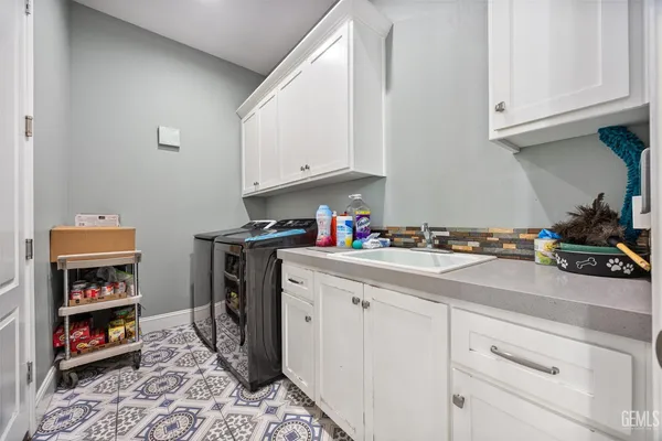 $1,149,999 | Undisclosed Address, Bakersfield, CA 93307