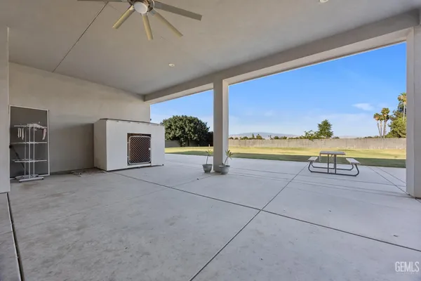 $1,149,999 | Undisclosed Address, Bakersfield, CA 93307
