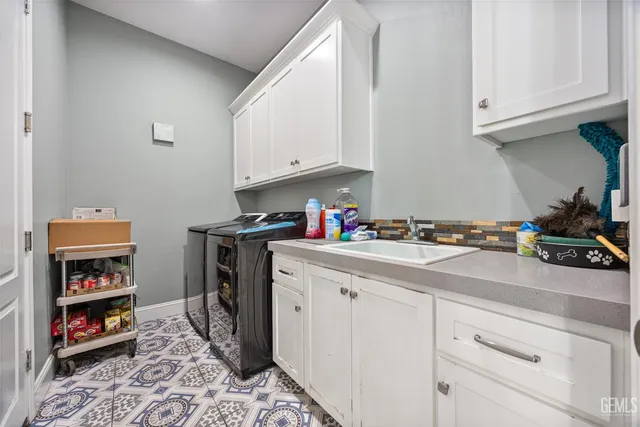 $1,149,999 | Undisclosed Address, Bakersfield, CA 93307