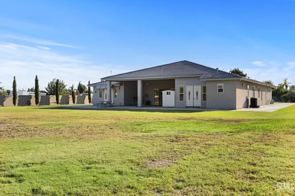 $1,149,999 | Undisclosed Address, Bakersfield, CA 93307