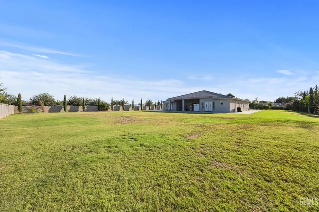 $1,149,999 | Undisclosed Address, Bakersfield, CA 93307