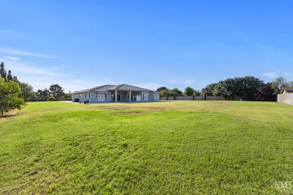 $1,149,999 | Undisclosed Address, Bakersfield, CA 93307