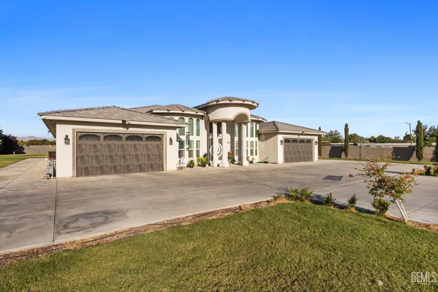 $1,149,999 | Undisclosed Address, Bakersfield, CA 93307