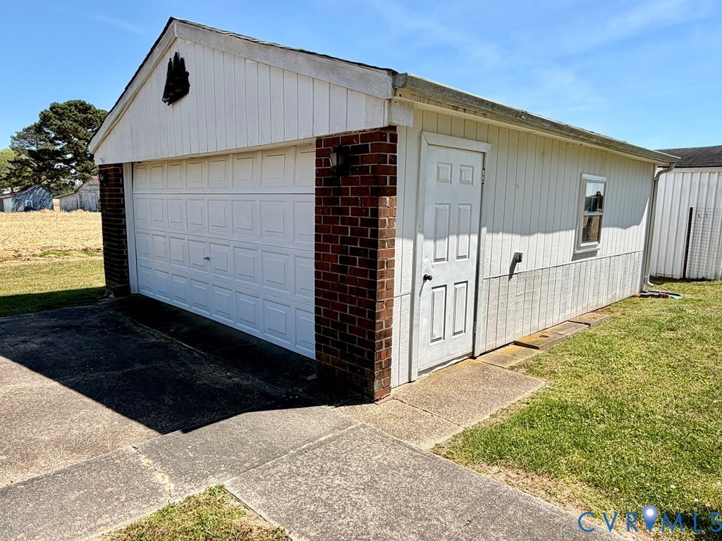 1414 Ridge Road Callao, VA 22435 - Photo 21 of 24