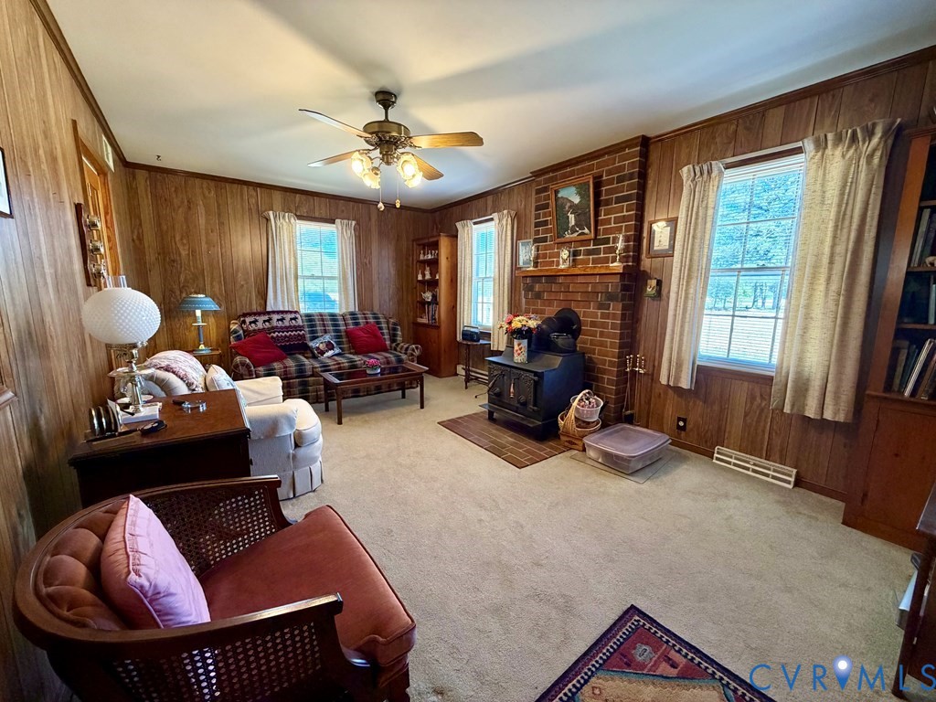 1414 Ridge Road Callao, VA 22435 - Photo 10 of 24
