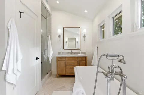 $2,495,000 | 1123 Oak Avenue, St. Helena, CA 94574