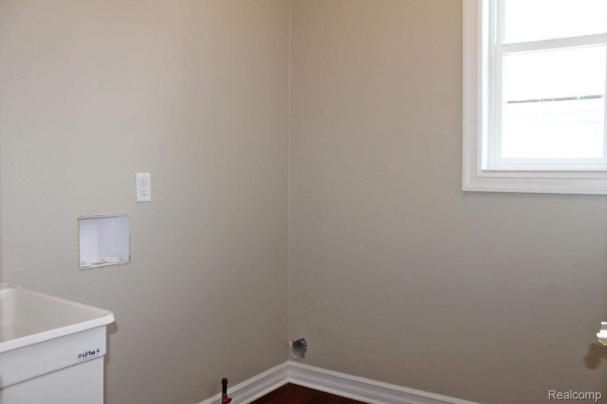 43483 Saltz Road Canton, MI 48187 - Photo 23 of 57 IMG_4259.JPG