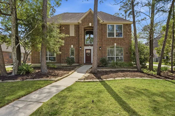 $649,999 | 23 Sparklewood Place, The Woodlands, TX 77381