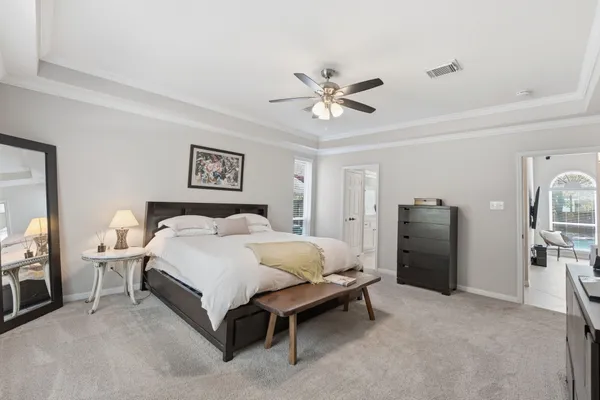 $649,999 | 23 Sparklewood Place, The Woodlands, TX 77381