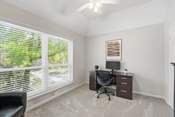 $649,999 | 23 Sparklewood Place, The Woodlands, TX 77381