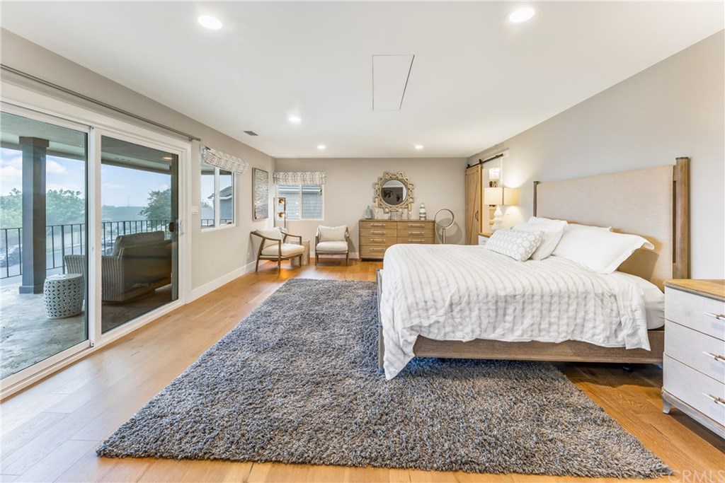 720 Sandpiper Drive Seal Beach, CA 90740 - Photo 16 of 69 The master suite has a TV which descends from the ceiling, for those days when you get tired of looking at the Ocean View.