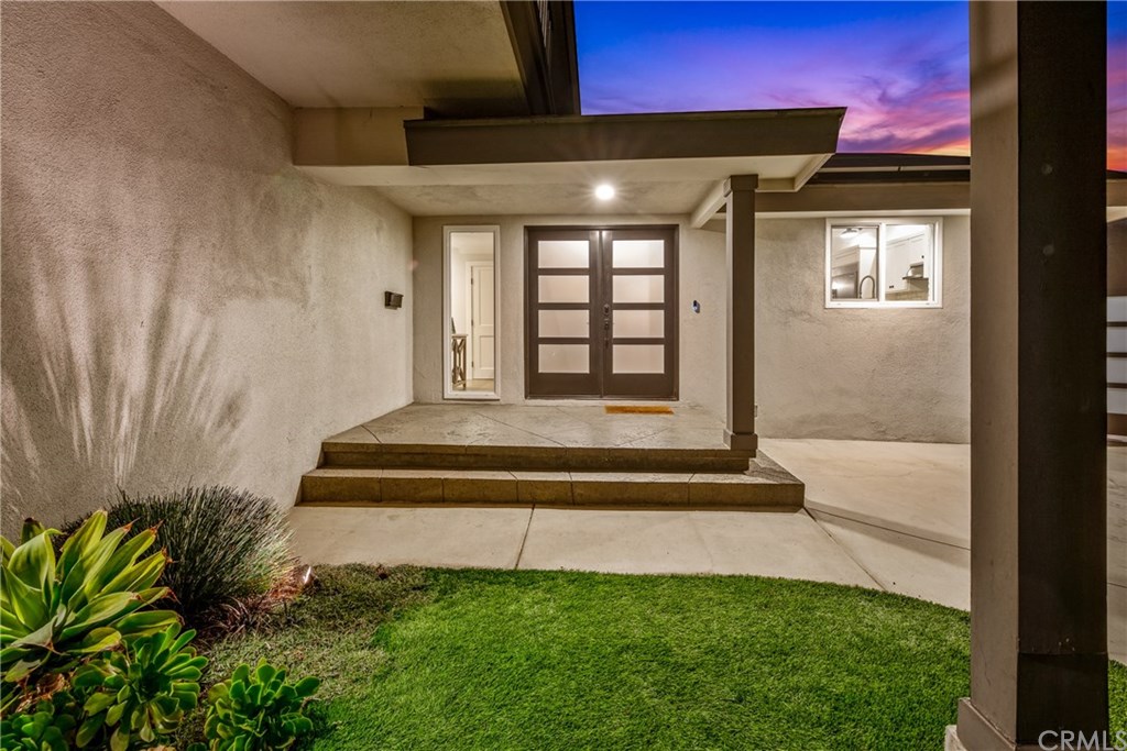 720 Sandpiper Drive Seal Beach, CA 90740 - Photo 3 of 69 Elegant entry.