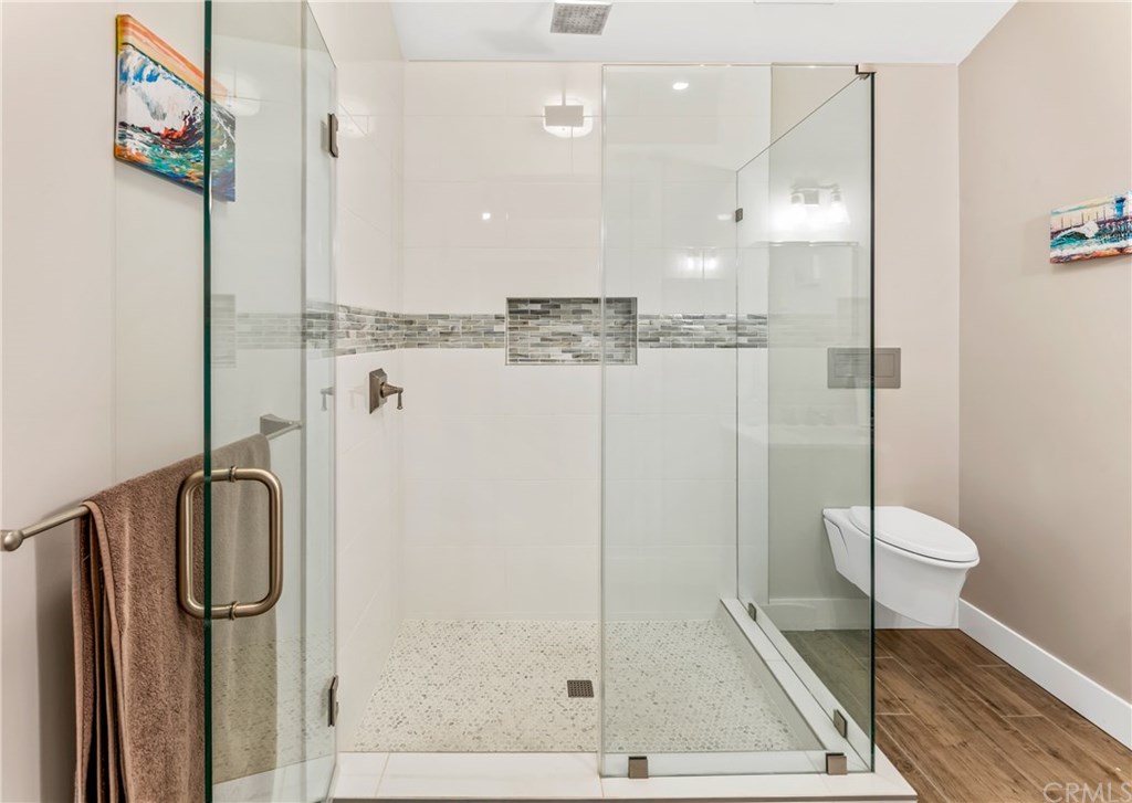 720 Sandpiper Drive Seal Beach, CA 90740 - Photo 42 of 69 Casita bathroom. The perfect Guest house. In-laws quarters. Rental.