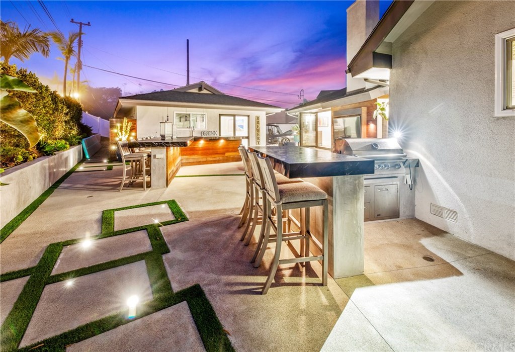 720 Sandpiper Drive Seal Beach, CA 90740 - Photo 56 of 69 BBQ built-in with seating.