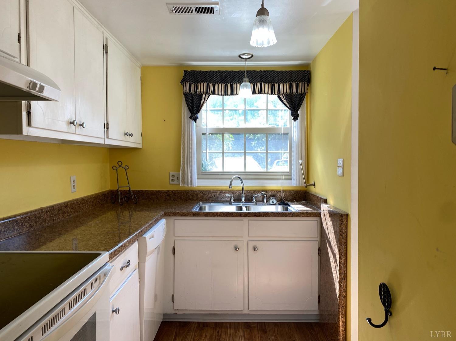 3101 Link Road, Unit 77 Lynchburg, VA 24503 - Photo 8 of 41 Gallery Image 8