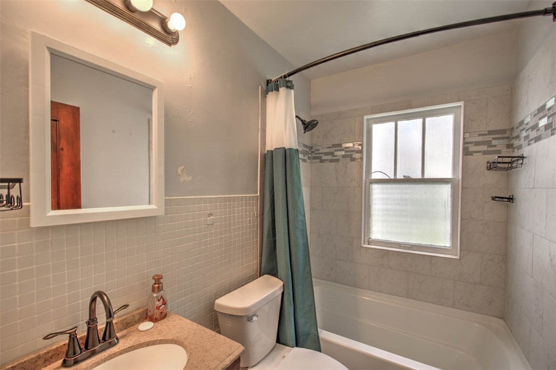 1344 West Sunset Avenue Decatur, IL 62522 - Photo 14 of 23 Gallery Image 14