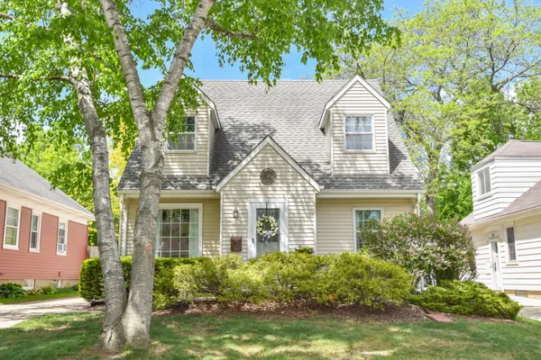 $459,900 | 1161 Elm Lawn Street, Wauwatosa, WI 53213