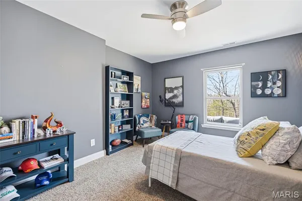 $725,000 | 5803 Forest Drive, Hillsboro, MO 63050