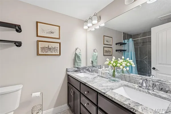 $725,000 | 5803 Forest Drive, Hillsboro, MO 63050