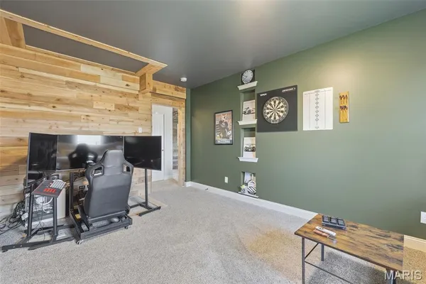 $725,000 | 5803 Forest Drive, Hillsboro, MO 63050