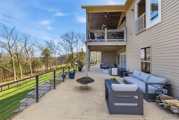 $725,000 | 5803 Forest Drive, Hillsboro, MO 63050