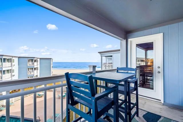 $299,900 | 9520 Shore Drive, Unit 3D, Myrtle Beach, SC 29572