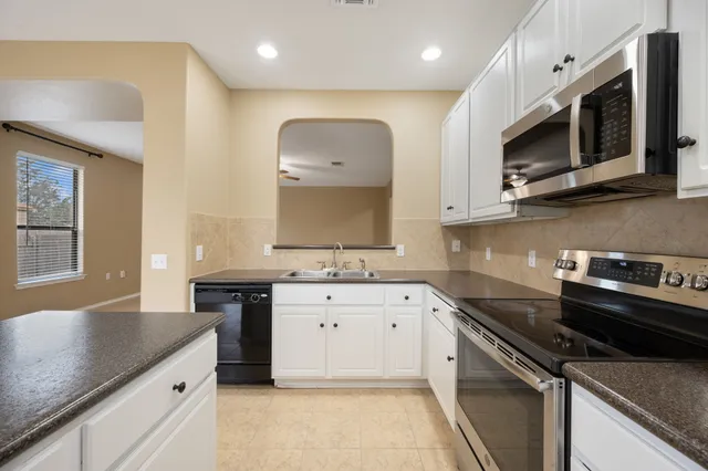 $289,000 | 5521 Alomar Cove, Del Valle, TX 78617