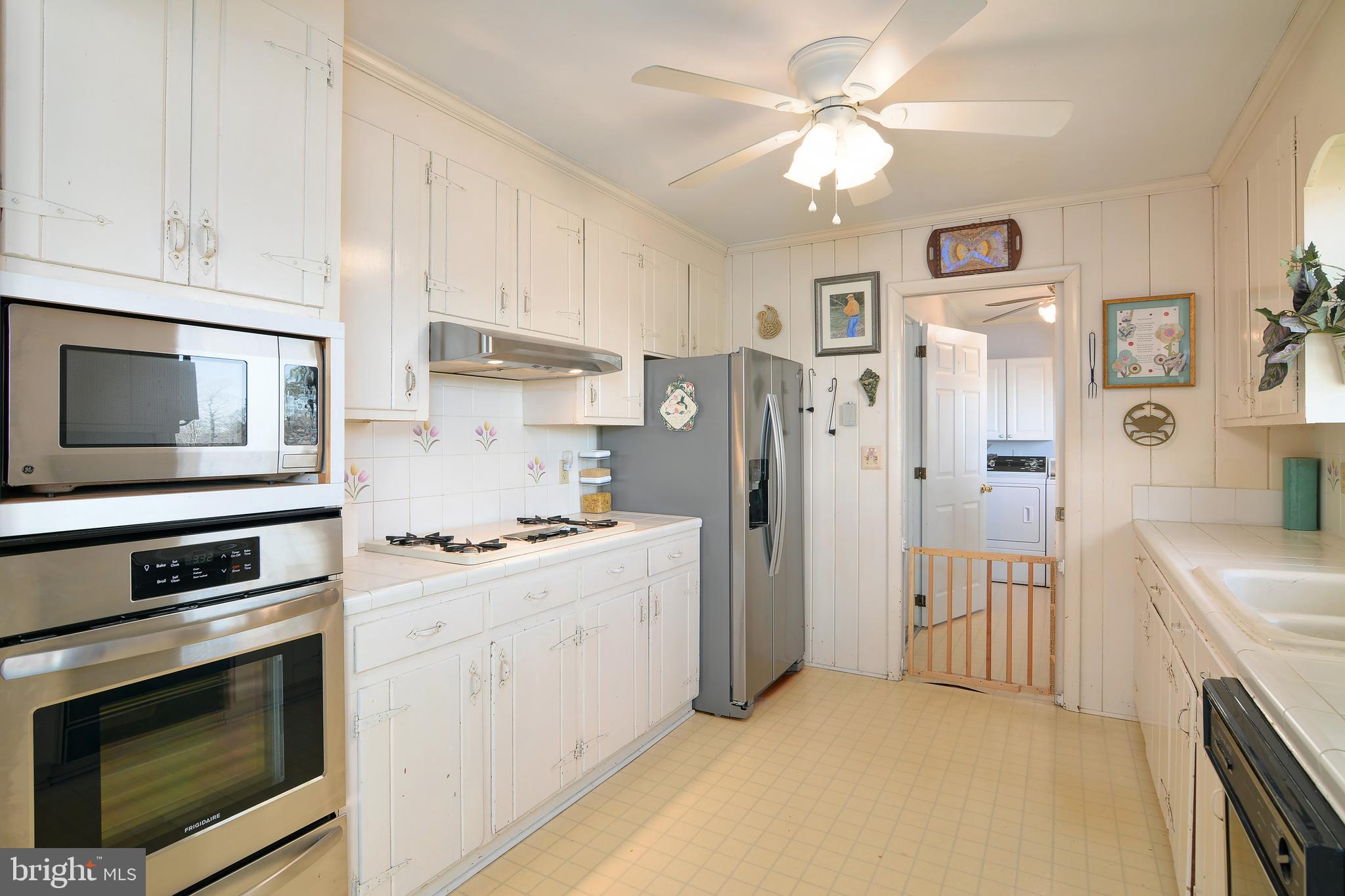 5134 Paw Paw Road Cambridge, MD 21613 - Photo 17 of 32 Newer wall oven and propane cooktop