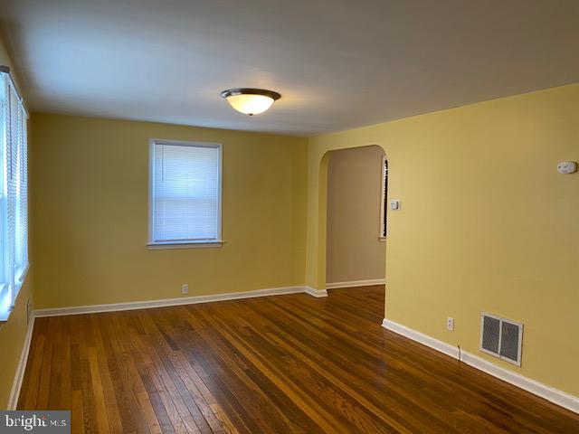 137 Lenker Road Harrisburg, PA 17111 - Photo 3 of 49 Gallery Image 3