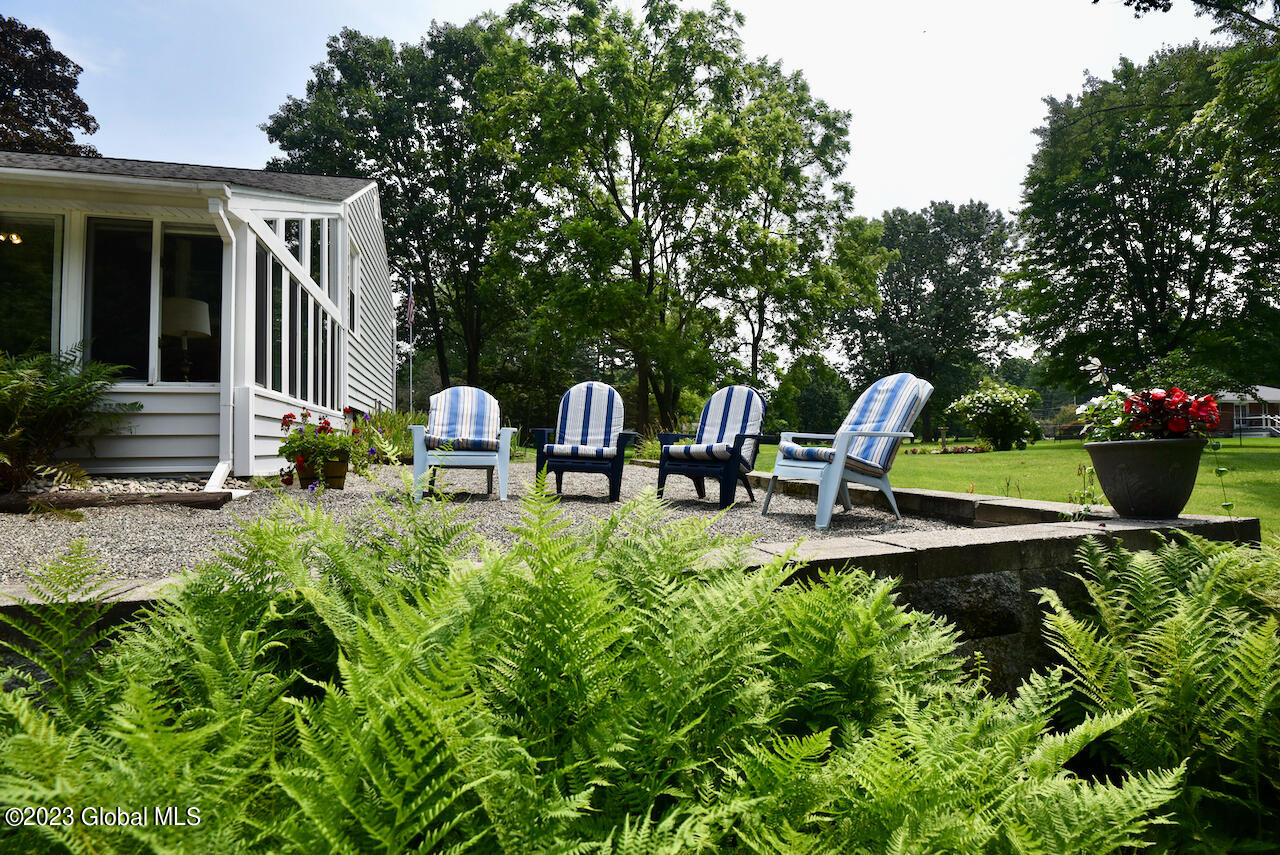 8 Dutch Meadow Road Rexford, NY 12148 - Photo 3 of 38 51