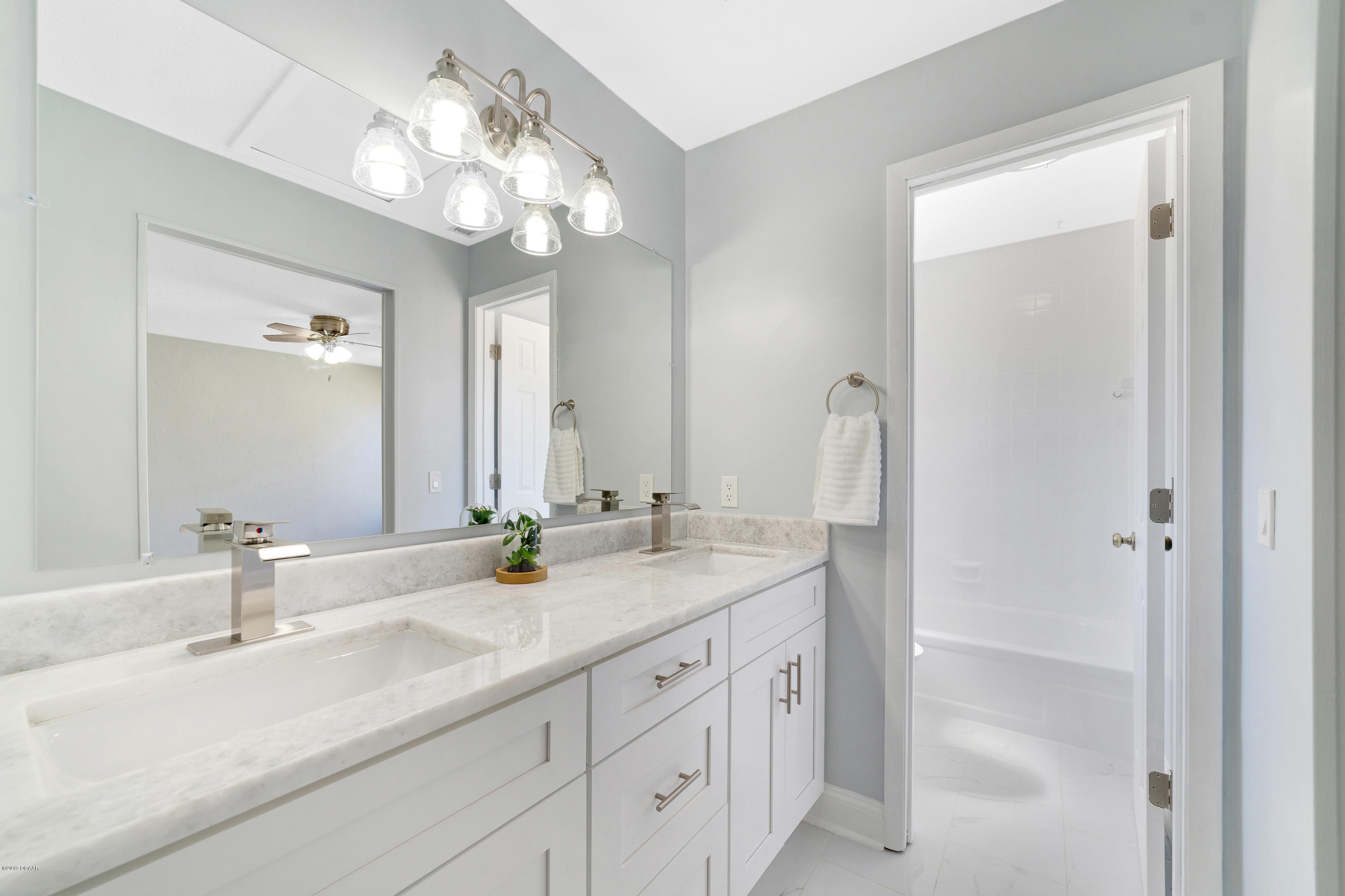 163 Northbrook Lane Ormond Beach, FL 32174 - Photo 5 of 26 DSC07831