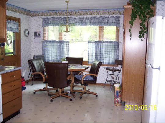2071 Hillsdown Road Lake Summerset, IL 61019 - Photo 6 of 11 a view of a workspace with furniture and a window