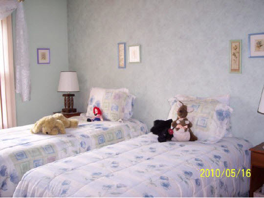 2071 Hillsdown Road Lake Summerset, IL 61019 - Photo 8 of 11 a bedroom with a bed and a lamp on dresser