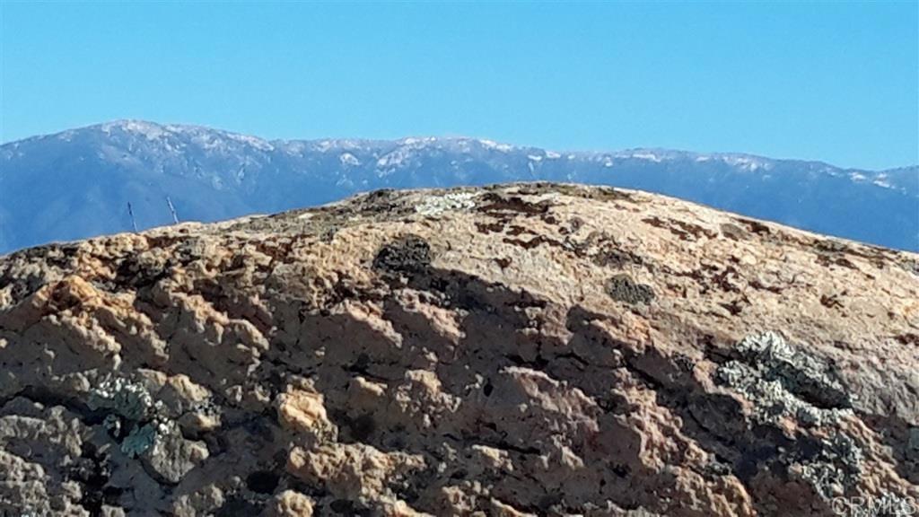 27623 Cougar Pass Road Escondido, CA 92026 - Photo 3 of 12