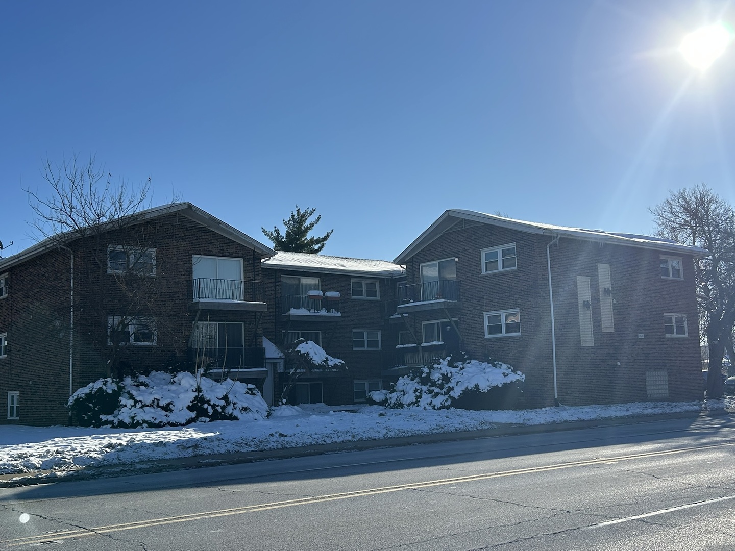 4545 Prescott Avenue, Unit 103 Lyons, IL 60534 - Photo 2 of 16