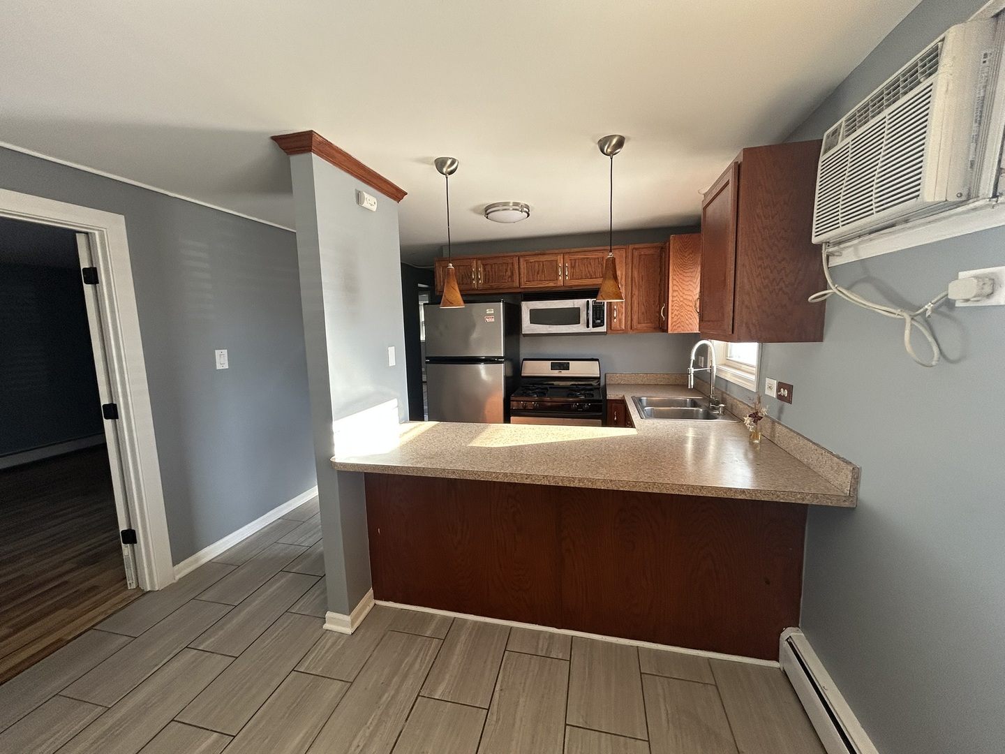 4545 Prescott Avenue, Unit 103 Lyons, IL 60534 - Photo 7 of 16