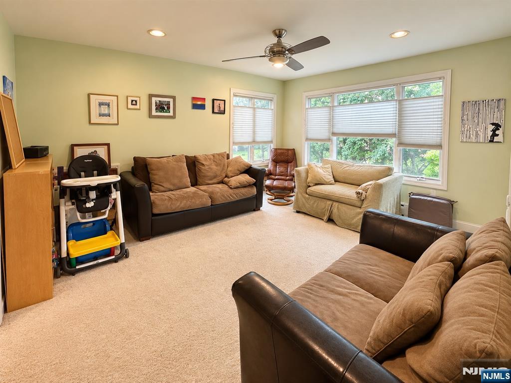 394 Churchill Road Teaneck, NJ 07666 - Photo 5 of 9 Gallery Image 5