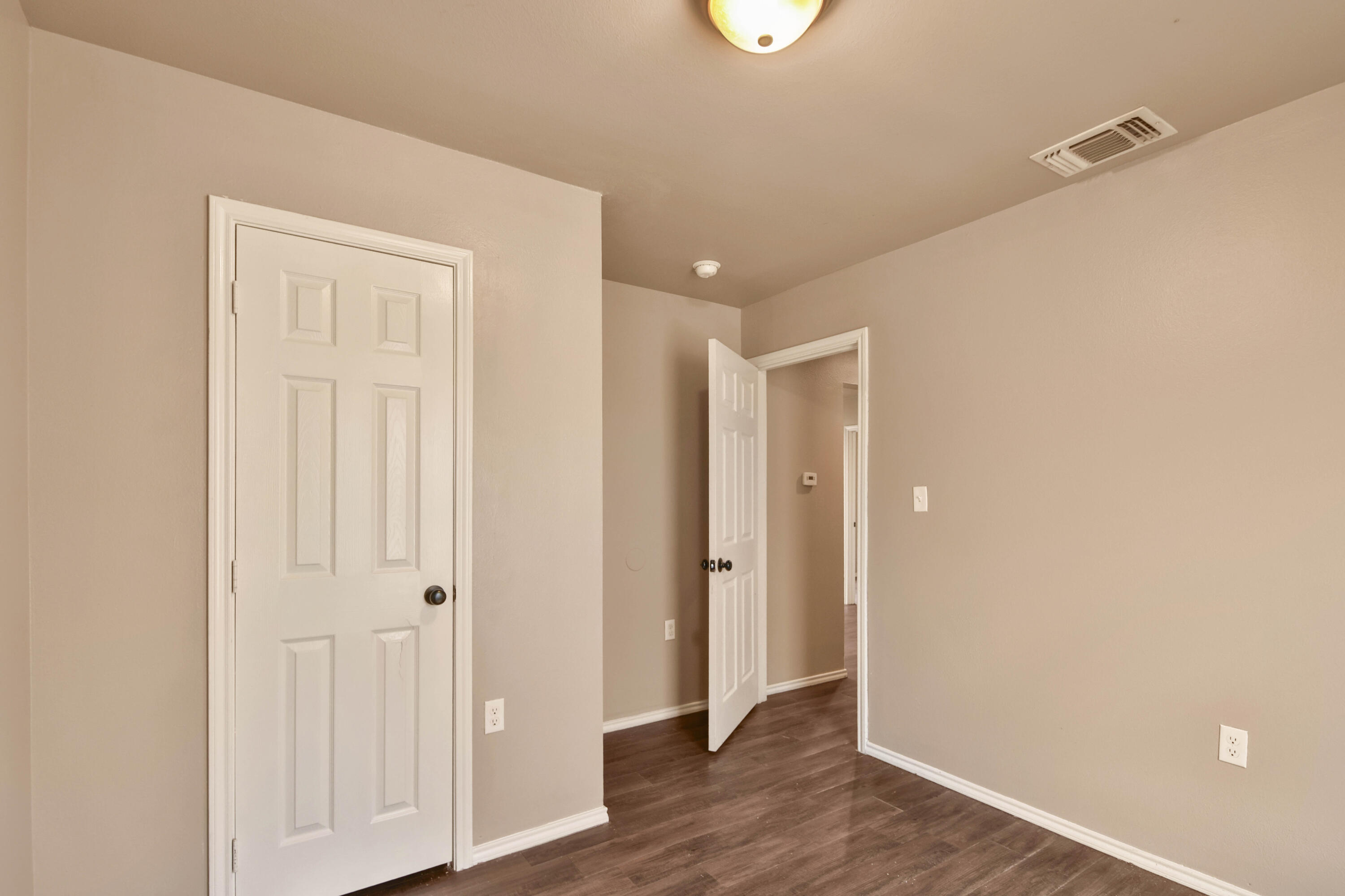 211 36th Street Lubbock, TX 79404 - Photo 14 of 19 IMG_3446
