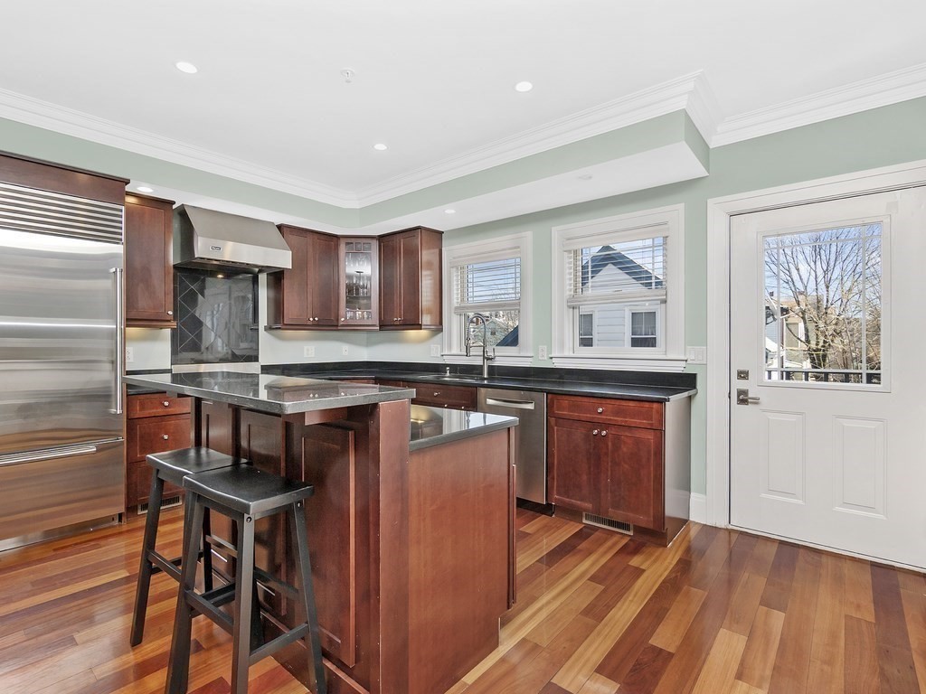 100 Vernon Street, Unit 2 Somerville, MA 02145 - Photo 4 of 14